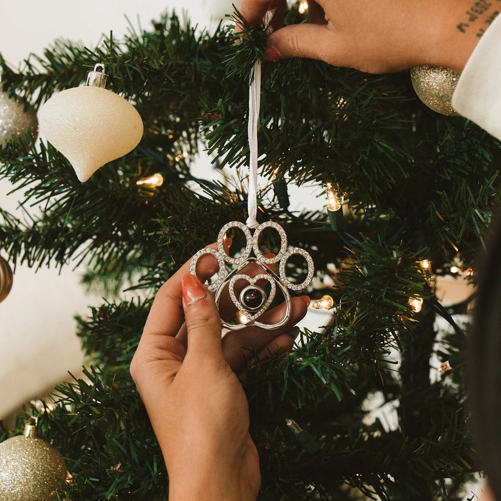 Custom Photo Paw Print Projection Christmas Ornament - Perfect Personalized Gift for Pet Lovers